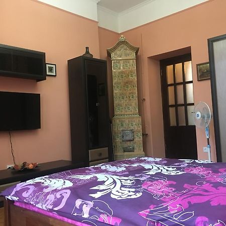 1 Starodubska Apartment Львов Экстерьер фото