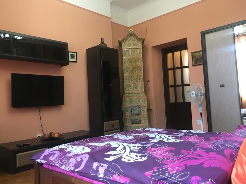 1 Starodubska Apartment Львов Экстерьер фото
